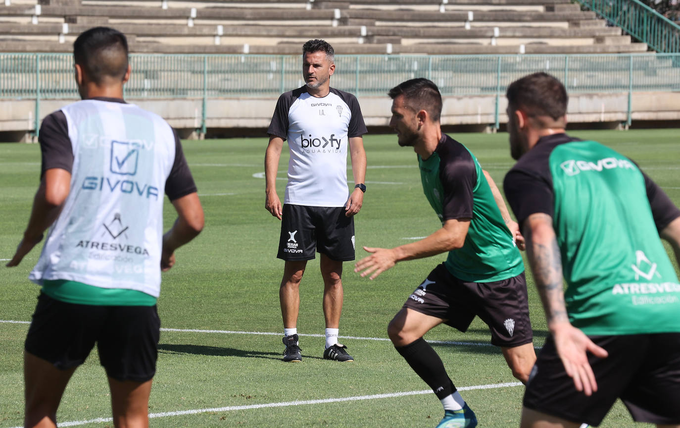 Fotos: el Córdoba CF prepara uno de los partidos de la temporada