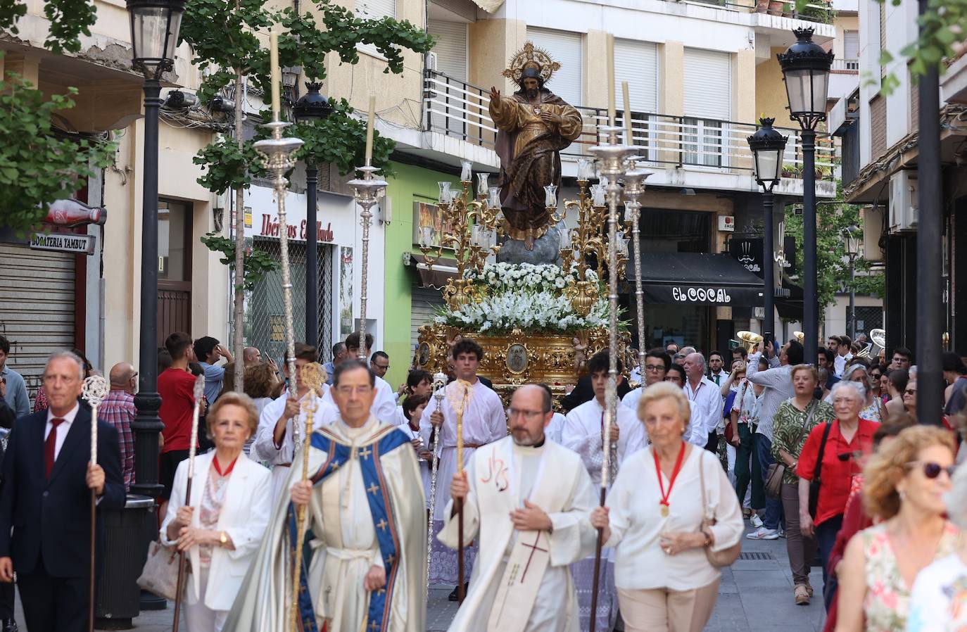 Fotos: la solemne procesión del Sagrado Corazón de Jesús en Córdoba