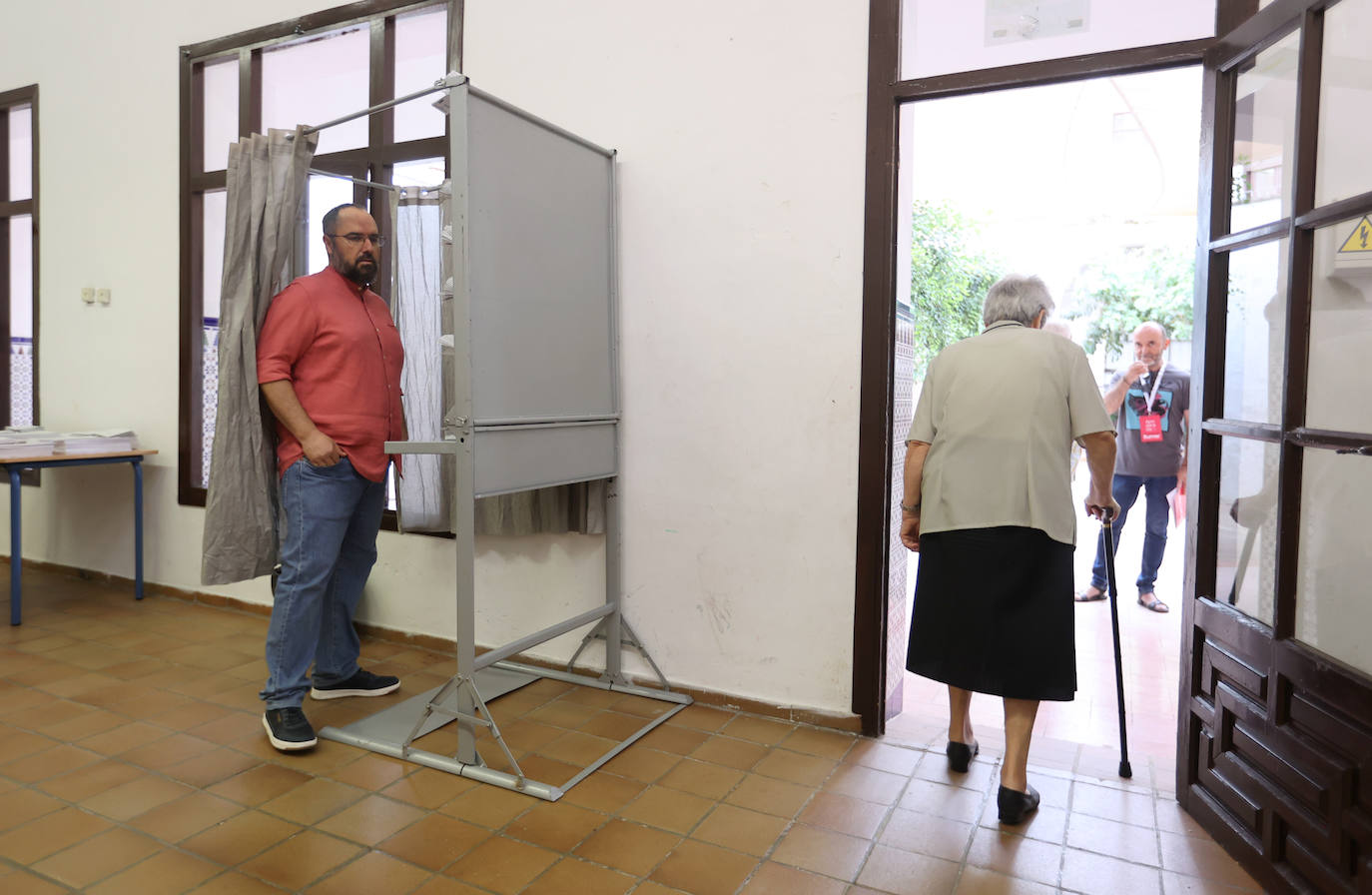 Cordoba vota: la jornada electoral, en imágenes