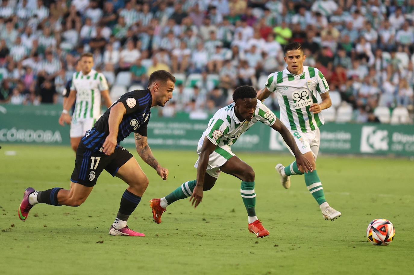 Fotos: el emocionante triunfo del Córdoba ante la Ponferradina