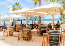 El grupo Vaya Vida apuesta por la playa de Badalona con la taberna Casa Pedro