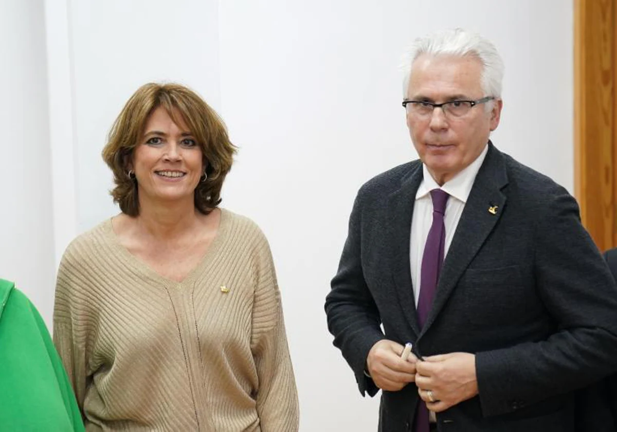 La ex fiscal general, Dolores Delgado, con su pareja, el abogado Baltasar Garzón