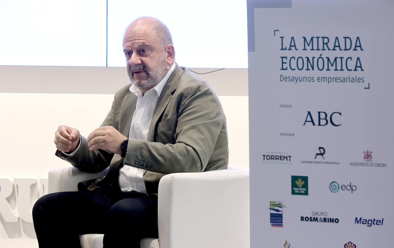 Las imágenes de Benjamín Lana en el ciclo La Mirada Económica de ABC Córdoba