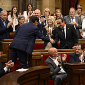 Junts y ERC ponen el Parlament al servicio de Puigdemont