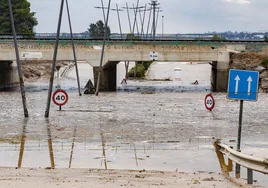 Las lluvias anegan Murcia y dejan riadas kilométricas en la Región