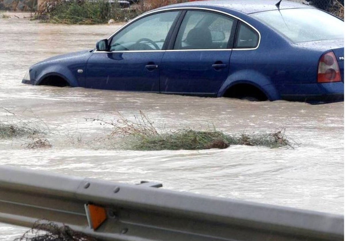 Estado de la vía en algunos puntos de la provincia de Albacete por las fuertes lluvias