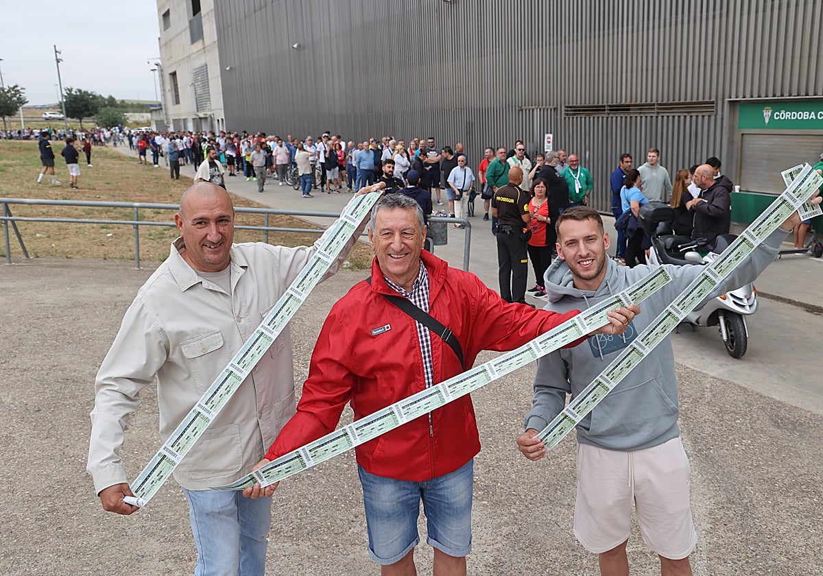 Imágenes ayer en las taquillas del Arcángel