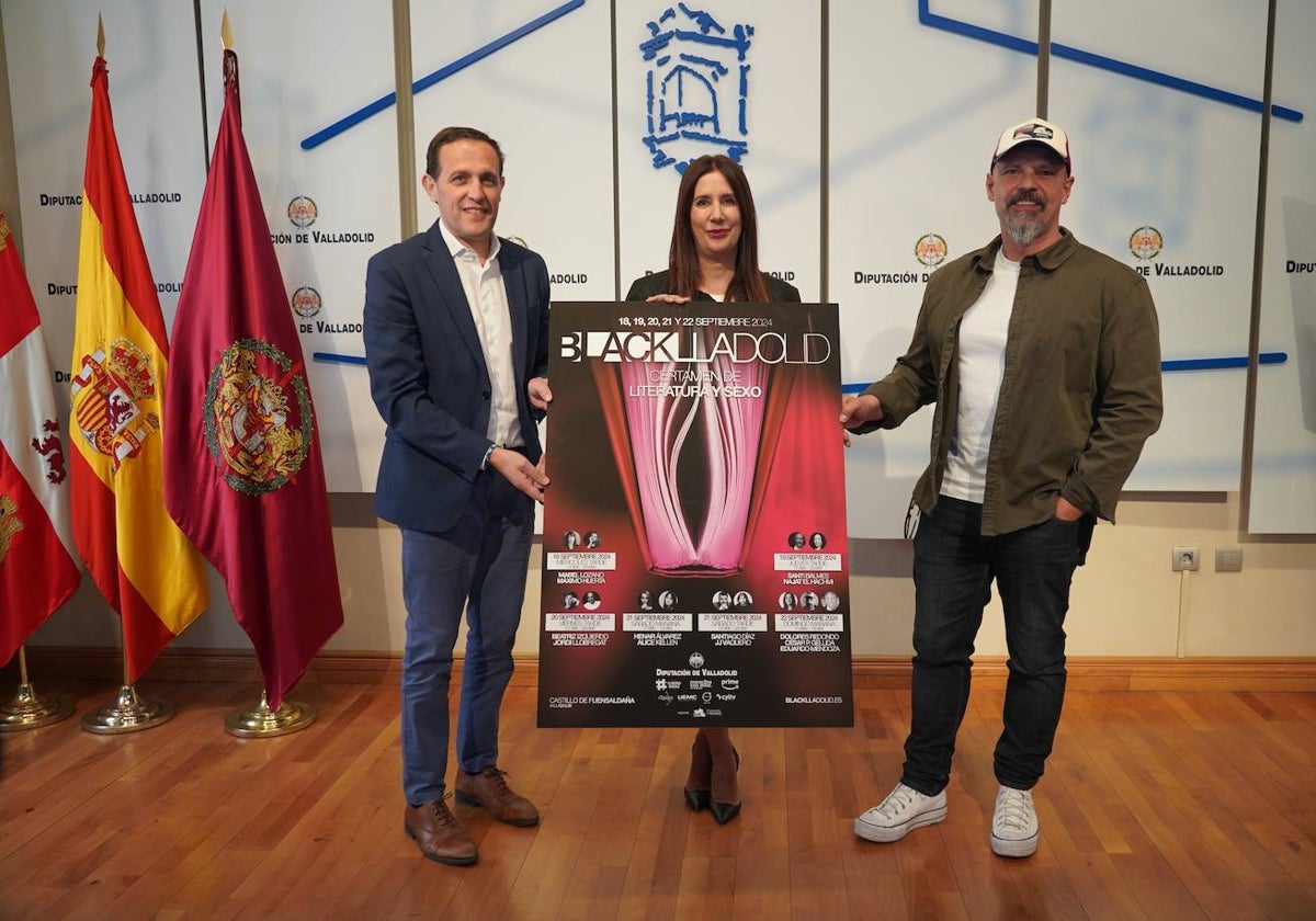 Conrado Íscar, junto al organizador y Madrina de Honor del 'Blacklladolid', en su presentación