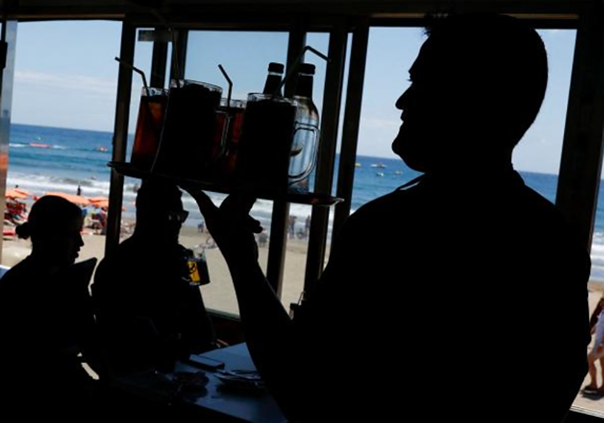 Donde más subieron los precios en Canarias respecto a 2023 fue en restaurantes y hoteles, un 5,5%
