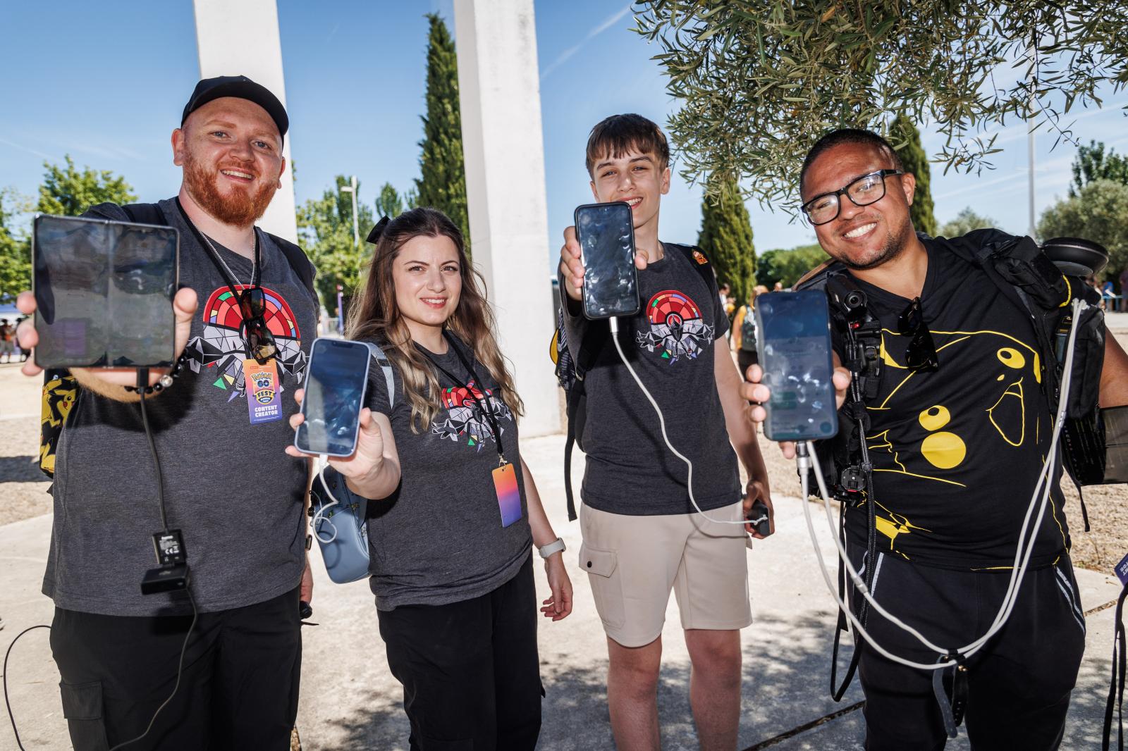 En imágenes | Multitud de &#039;cazadores&#039; en el Pokémon Go Fest