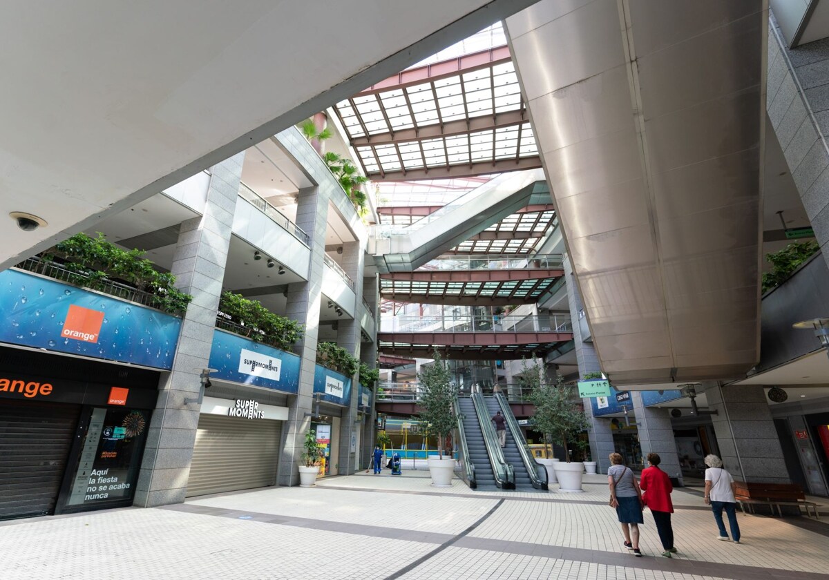 Imagen de archivo de un centro comercial en Valencia