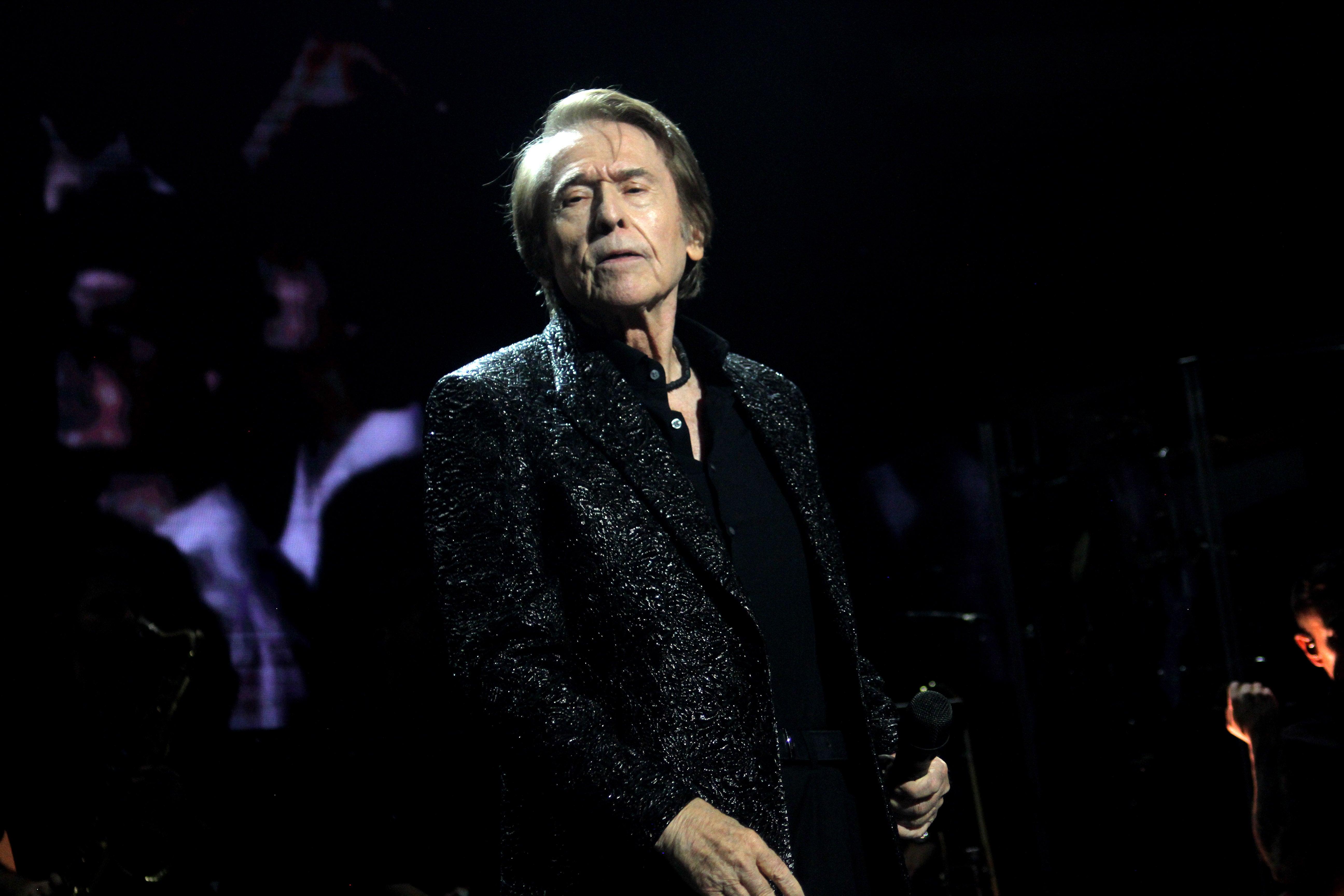 Fotos: el vibrante concierto de Raphael en Cabra