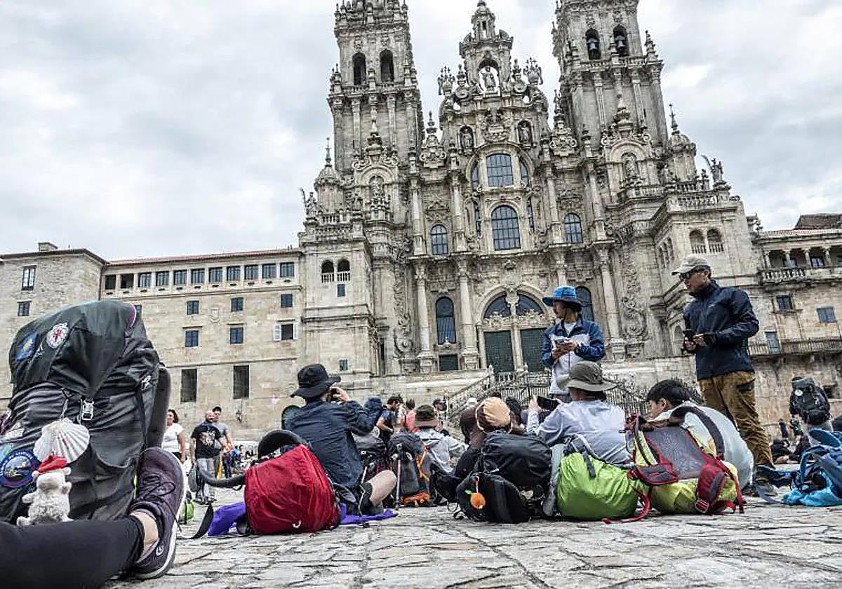 Alfonso, el peregrino de Jaén, llegó a la Plaza del Obradoiro tras pedalear más de 900 km durante 12 días