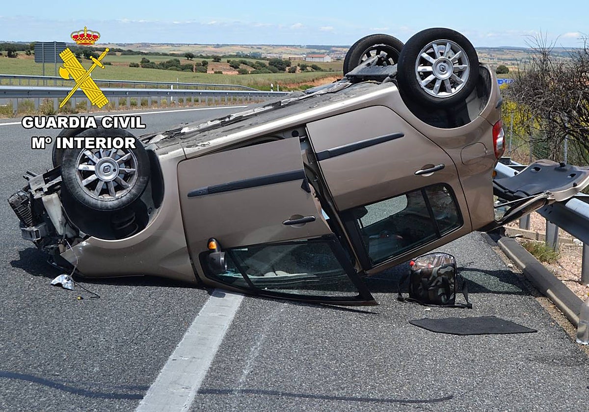 Acuden a socorrer un accidente en la A-1, en Burgos, y se encuentran con 33 kilos de hachís