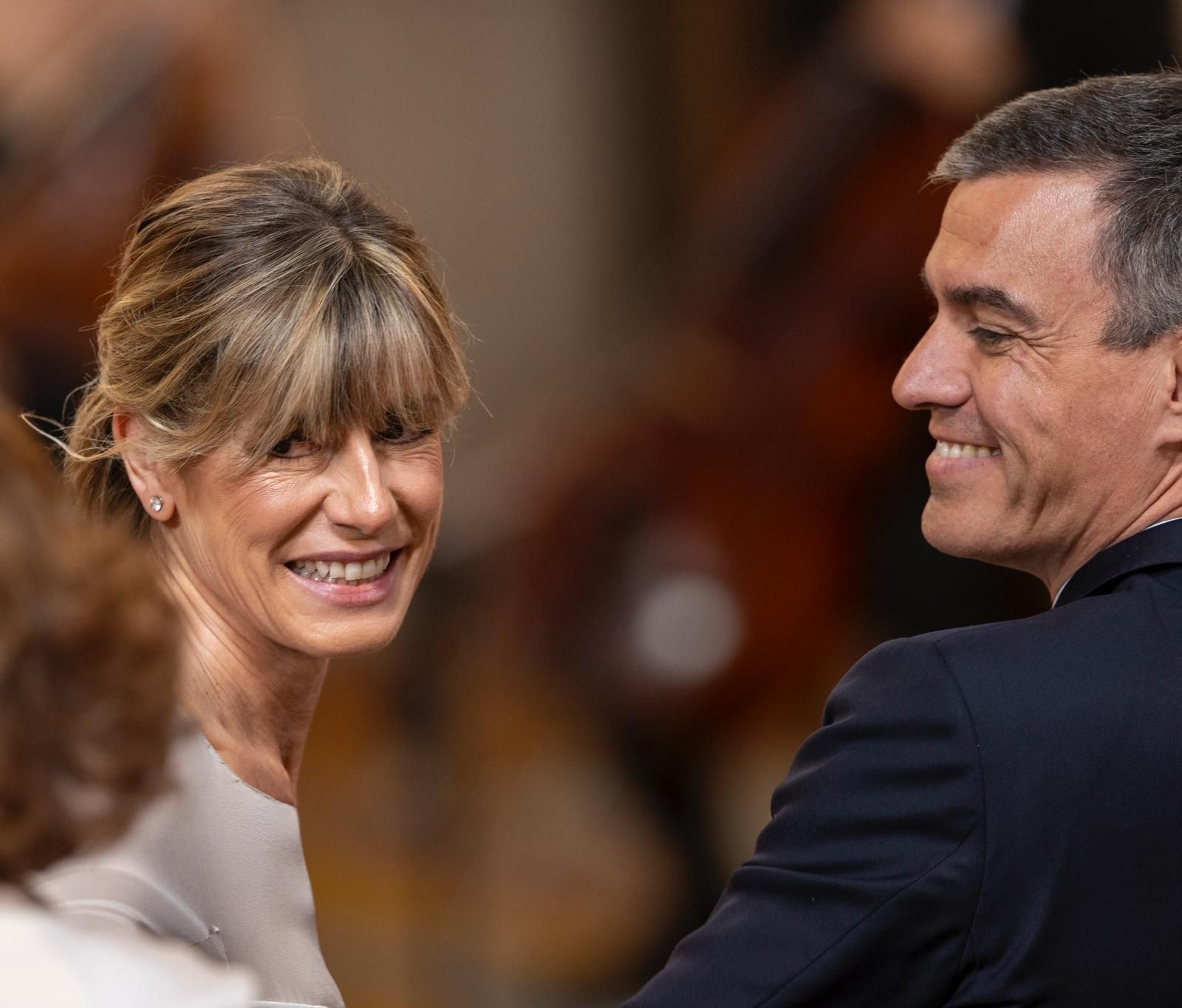 Pedro Sánchez y su esposa, Begoña Gómez, en el acto de imposición de condecoraciones de la Orden del Mérito Civil