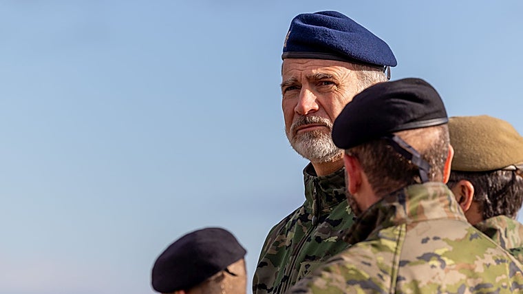 Don Felipe, en 2022, en un ejercicio del Ejército de Tierra en Huesca