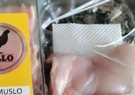 Mercadona explica para qué sirve la almohadilla que hay en las bandejas de carne: «No es comestible»