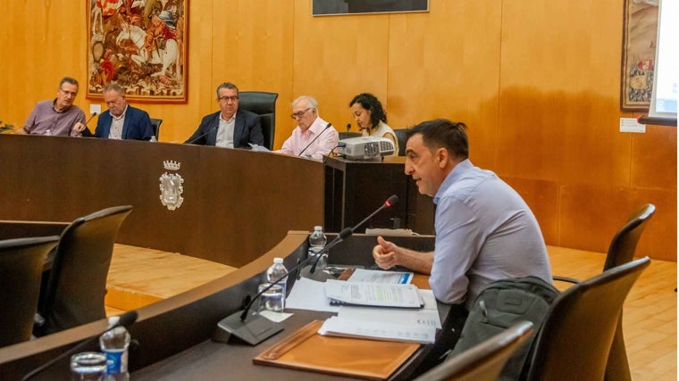 Reunión del Consorcio de Aguas de la Marina Baja, este jueves en Benidorm.