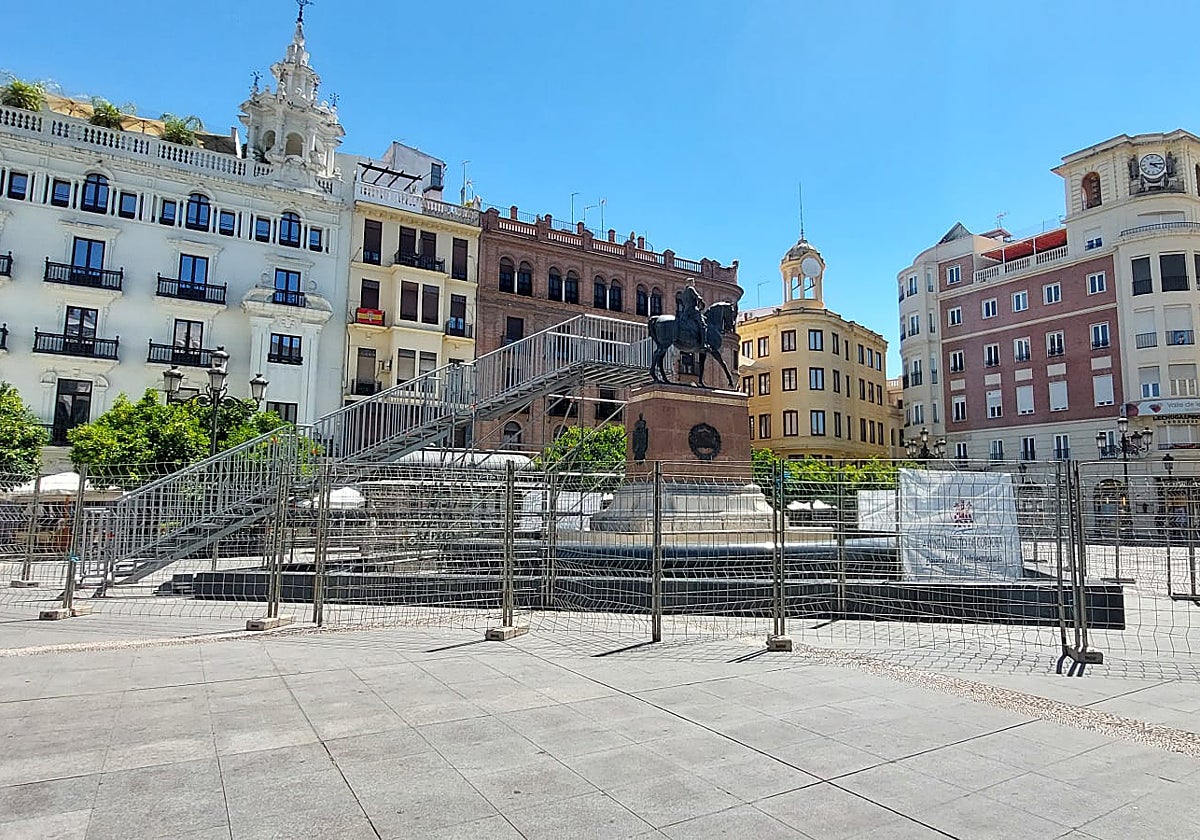 La plaza de Las Tendillas se prepara para un posible ascenso del Córdoba CF