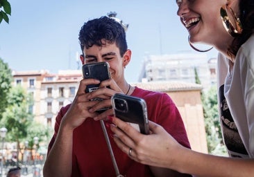 Así funciona el centro para luchar contra las adicciones tecnológicas: «El uso del móvil cambió la forma de ser de mi hija»