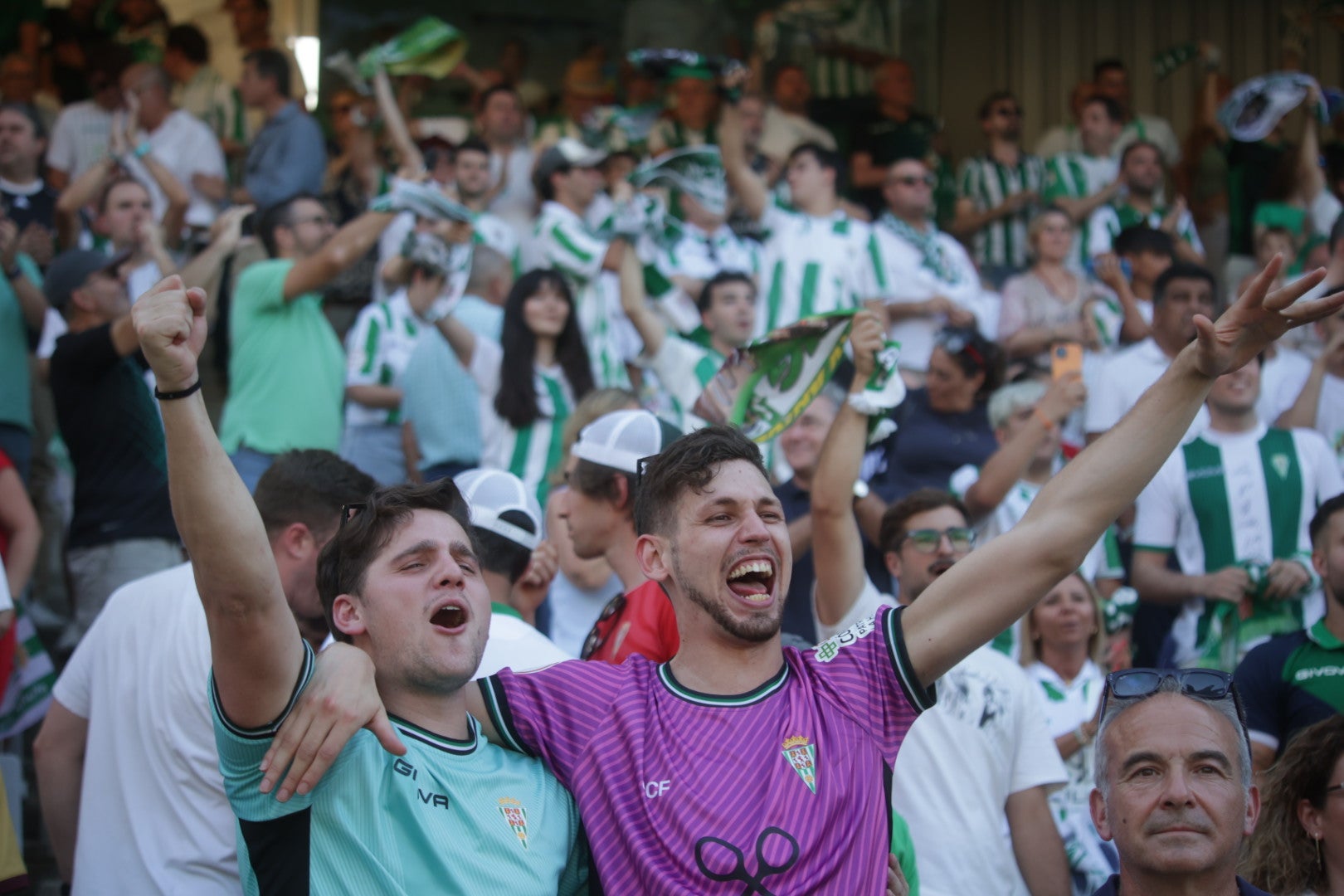 Las mejores imágenes de un ascenso para la historia del Córdoba CF