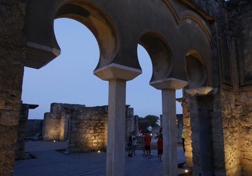 La magia de Medina Azahara, un atractivo para las noches de verano