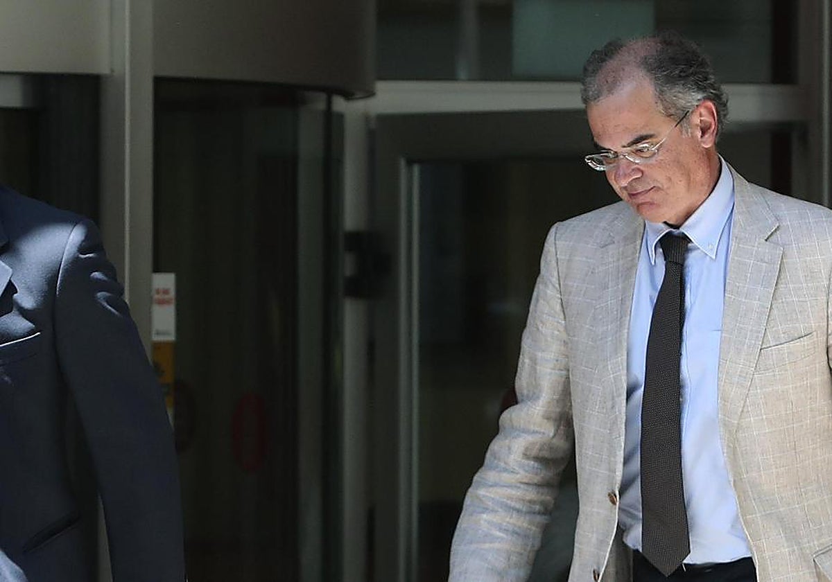 El instructor Joaquín Aguirre