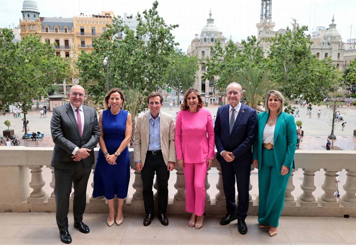 Los alcaldes de Valencia, Madrid, Málaga, Zaragoza y Valladolid piden al Gobierno una «financiación justa»