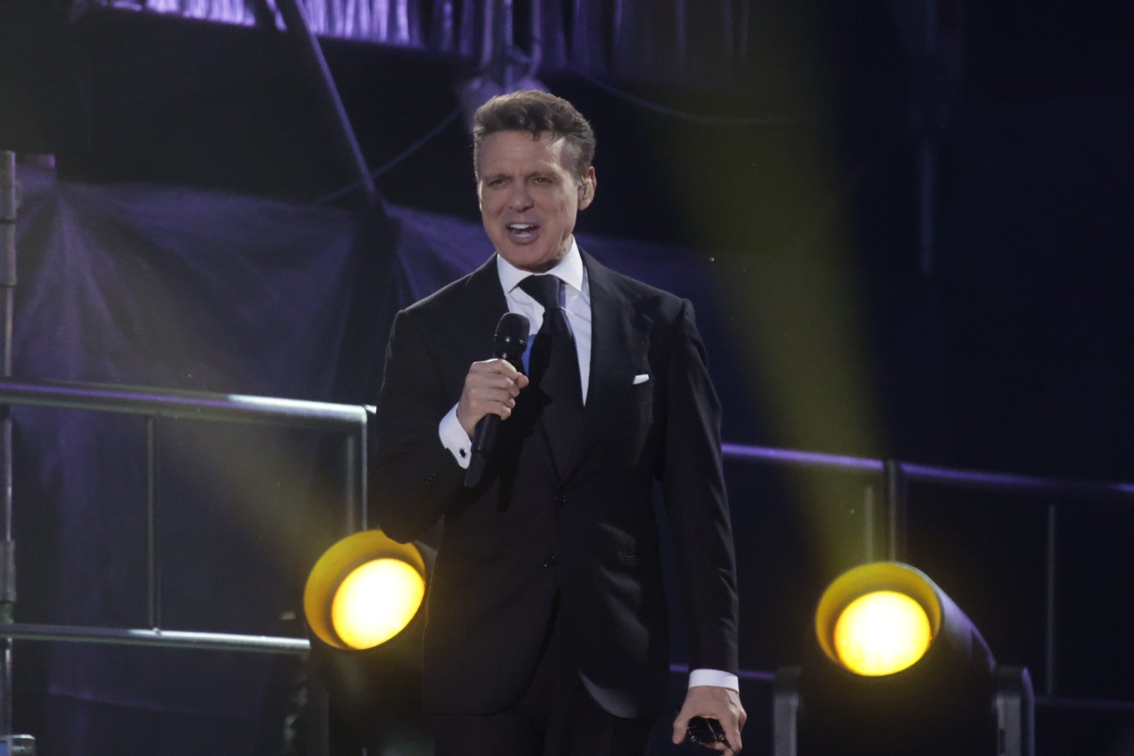 Las mejores imágenes del concierto de Luis Miguel en Córdoba