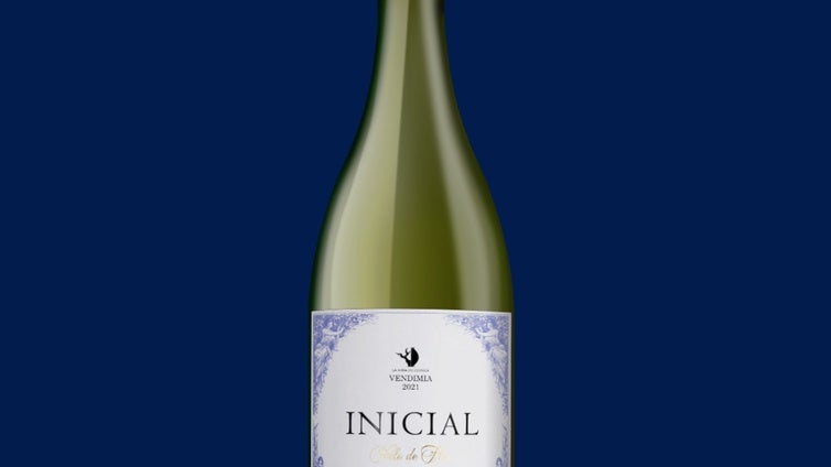 Un vino blanco único de Cuenca que se cría bajo una «flor» en el interior de una tinaja de 1.000 litros