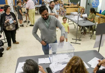 Una juventud que ya no confía en la democracia: «Hemos nacido en crisis y vamos a morir en crisis»