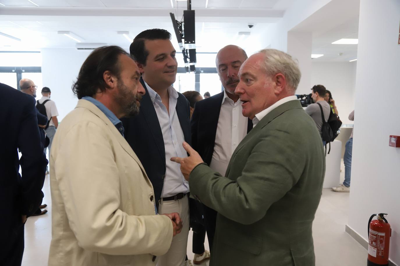 Fotos: la llegada del primer vuelo regular de Palma de Mallorca a Córdoba