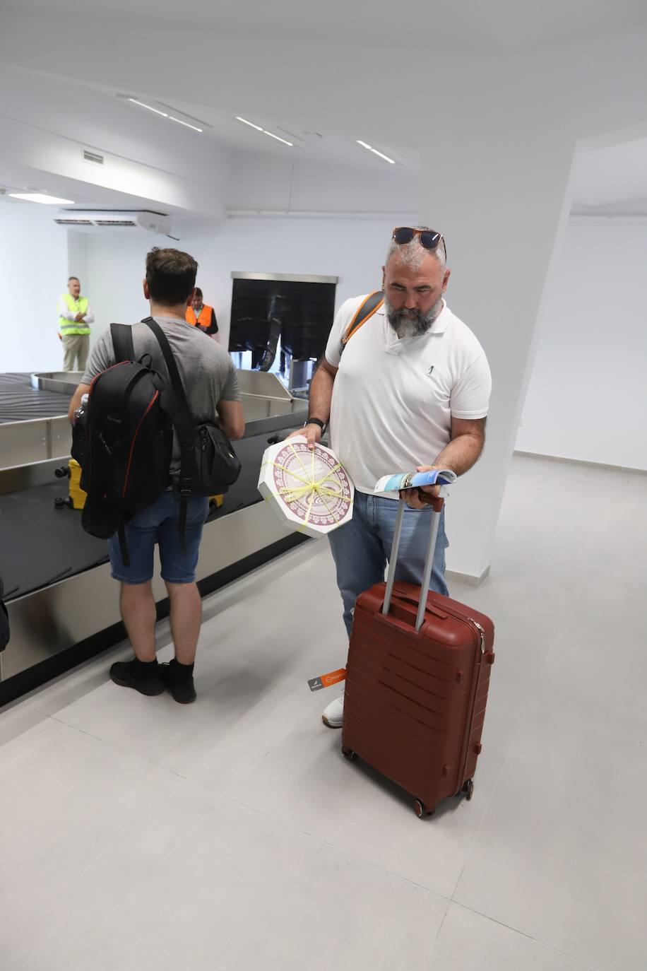 Fotos: la llegada del primer vuelo regular de Palma de Mallorca a Córdoba