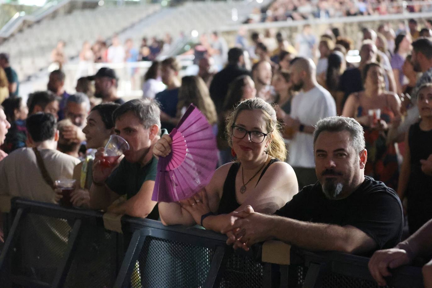 Fotos: El Kanka refresca con sus canciones en el Festival de la Guitarra la noche de Córdoba