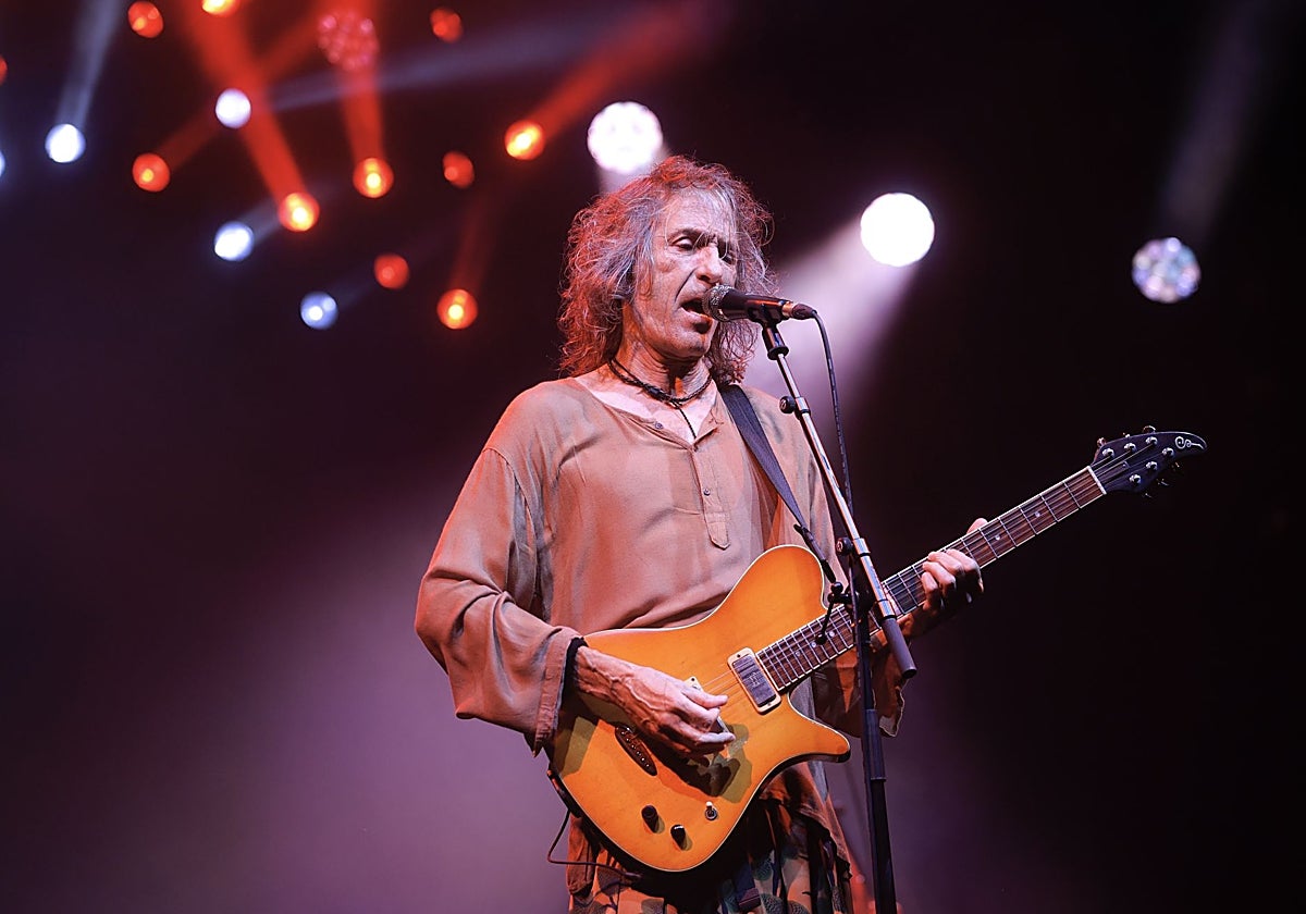 El cantante Robe, durante un concierto