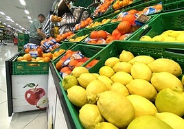Mercadona busca personal sin experiencia para preparar pedidos con sueldo de 2.100 euros más complementos