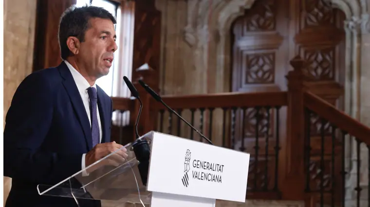 Imagen de Carlos Mazón tomada durante su comparecencia de este viernes en el Palau de la Generalitat