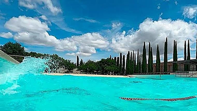 piscina municipal de olas