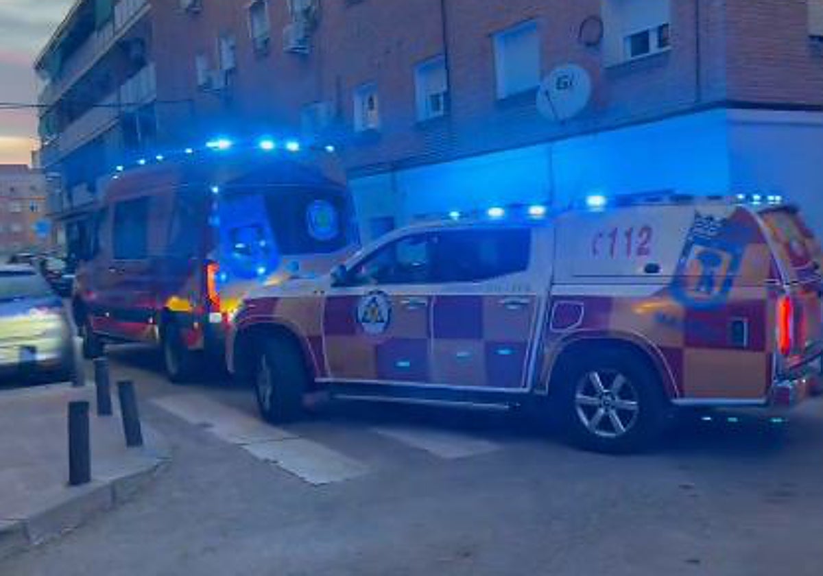 Detenido el hombre que roció con un líquido acelerante y prendió fuego a tres personas en Vallecas