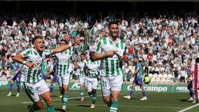 Esta es la plantilla que tiene a día de hoy el Córdoba CF para su vuelta a Segunda