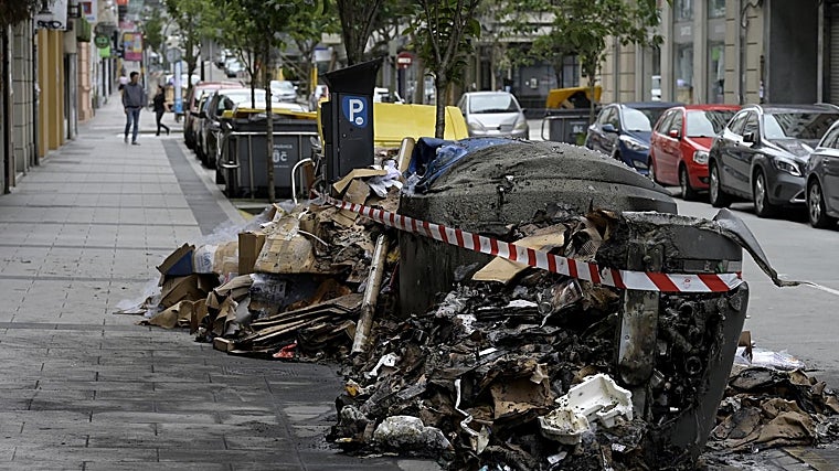 El fin de semana fue pródigo en quemas de contenedores y vandalismo
