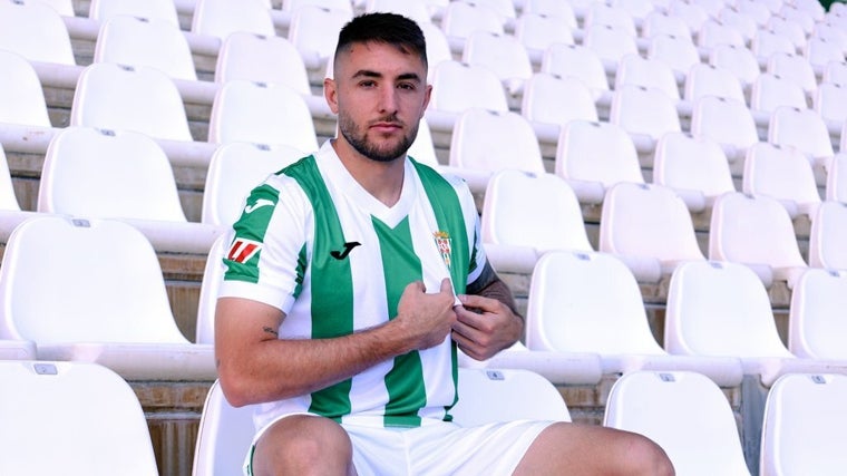 Descubre al detalle las nuevas equipaciones del Córdoba CF para esta temporada