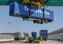 La primera autopista marítimo-ferroviaria de España conecta Madrid con Italia a través del Puerto de Valencia