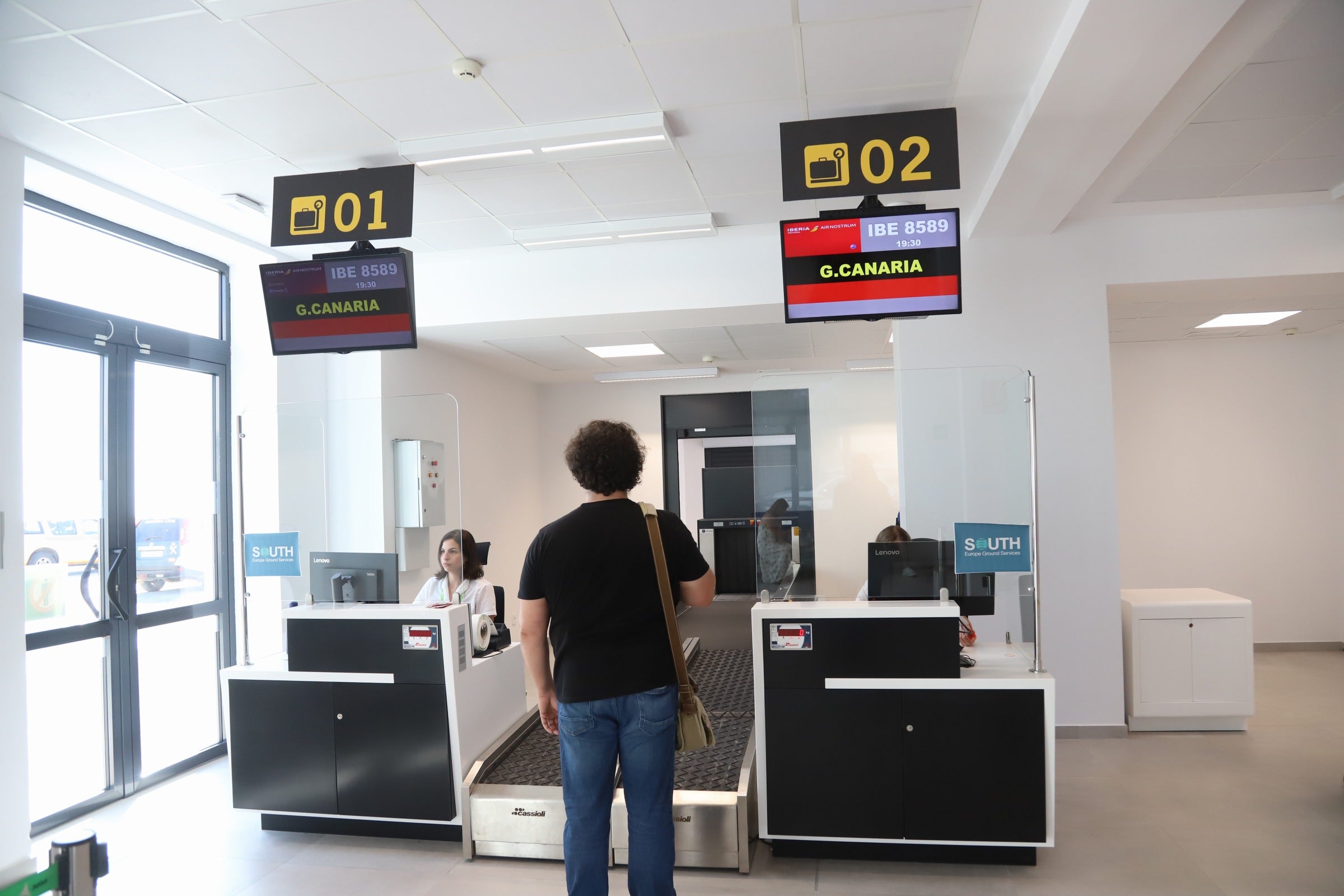 El estreno del vuelo entre Córdoba y Gran Canaria, en imágenes