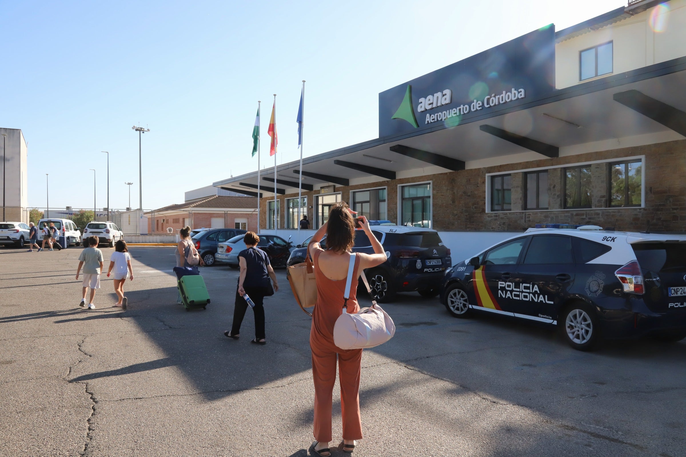 El estreno del vuelo entre Córdoba y Gran Canaria, en imágenes