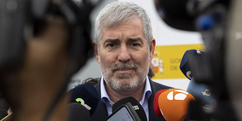 El PSOE aprovecha la crisis migratoria en Canarias para intentar reventar el pacto de gobierno entre PP y Coalición Canaria