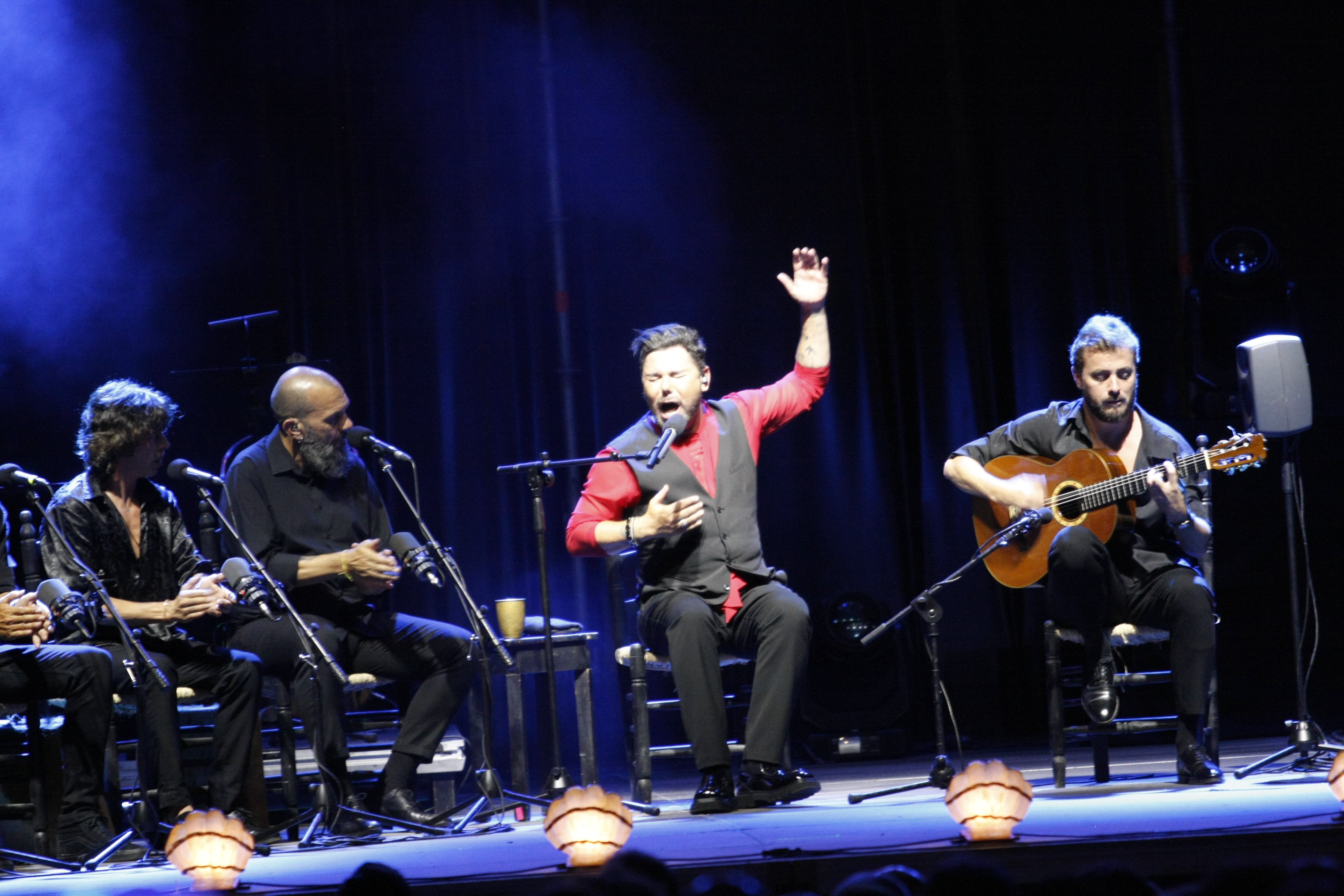 Las mejores imágenes del concierto de Miguel Poveda en Priego de Córdoba