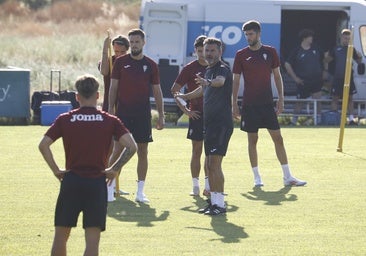 El Córdoba CF espera firmar cuatro jugadores más en el mercado de fichajes