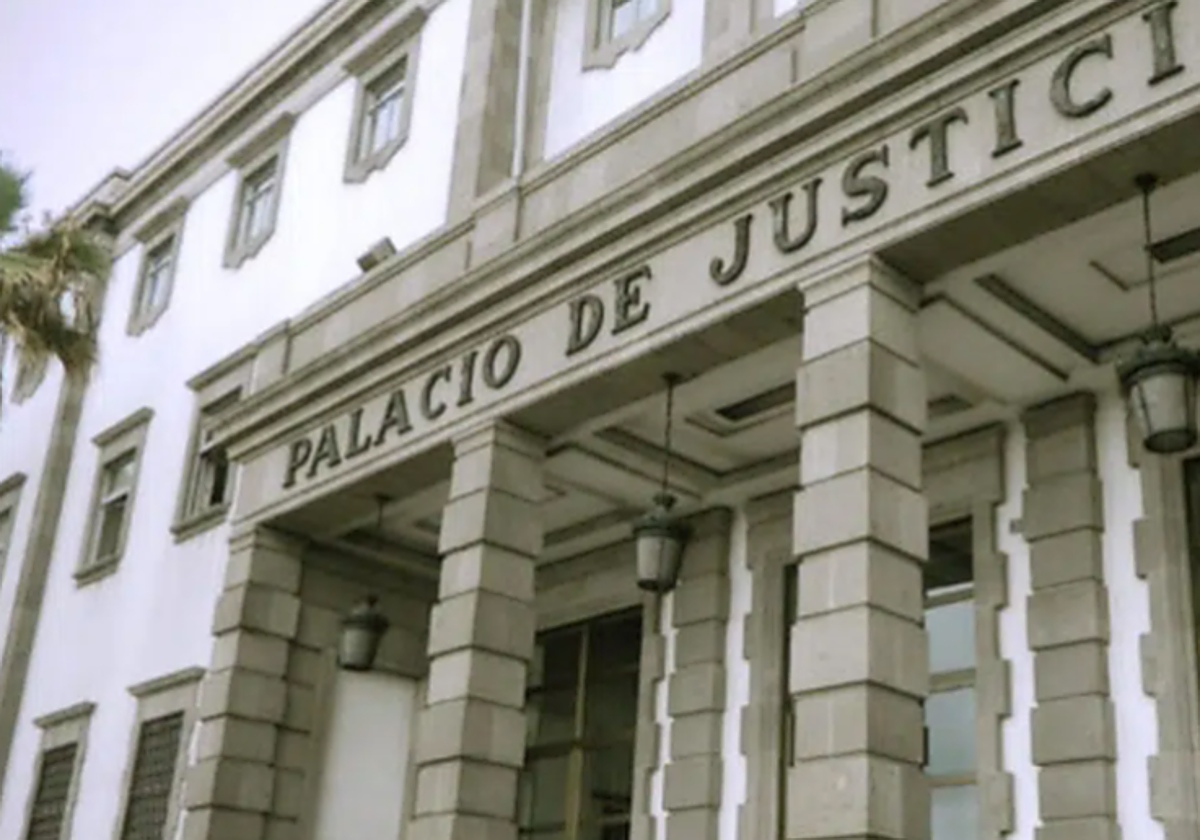 Fachada del Palacio de Justicia de Las Palmas