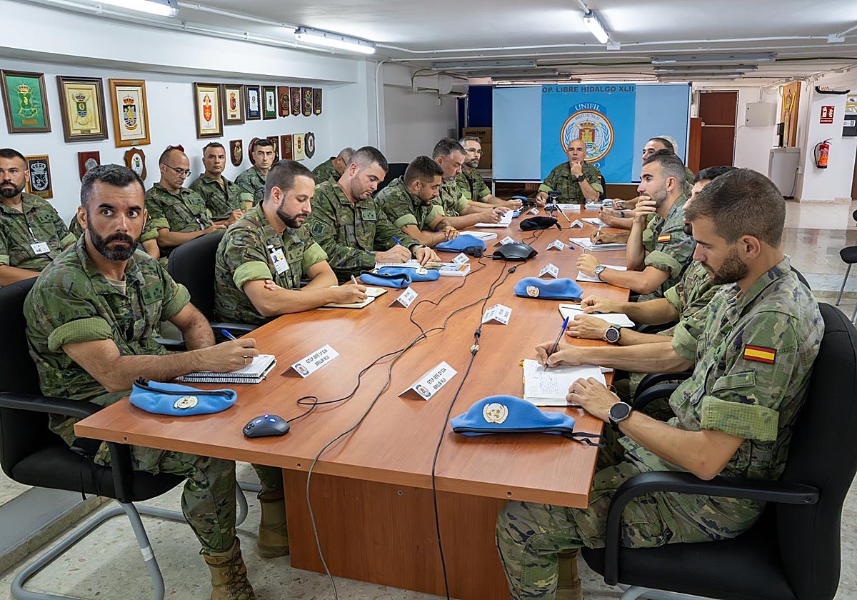 El general Ruiz Gómez encabeza la delegación de mandos en reconocimiento en Líbano